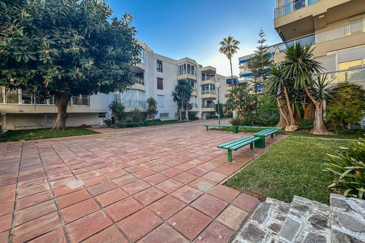 Apartamentos Dr28 A 250 M De La Playa Fuengirola Exterior photo
